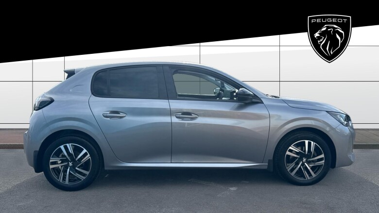 Peugeot 208 1.2 PureTech 100 Allure Premium + 5dr Petrol Hatchback